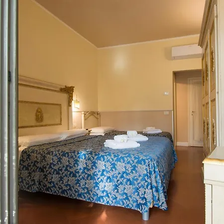 فندق مبيت وإفطار Relais Tiffany فلورنس