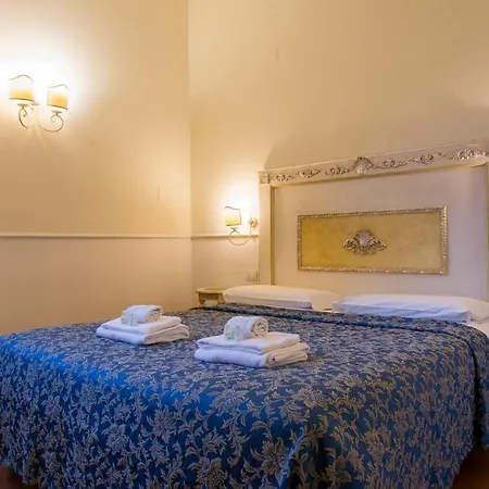 فندق مبيت وإفطار Relais Tiffany فلورنس