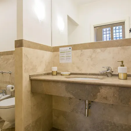 Relais Tiffany לינה וארוחת בוקר