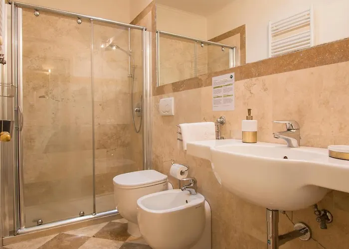 Relais Tiffany Nocleg ze śniadaniem 3*